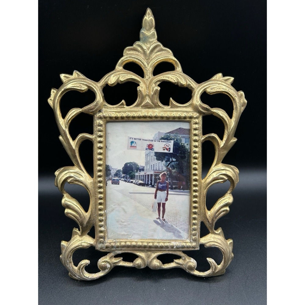 Vintage Wilton Cast Metal Picture Frame Ornate Gold Tone 4 X 5.5 - Picture 3 of 5